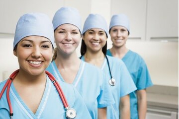 Bild der Petition Call for lower income taxes for nurses in nursing homes