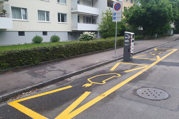 Obraz petycji Stopp dem versteckten Parkplatz-Abbau durch E-Tankstellen