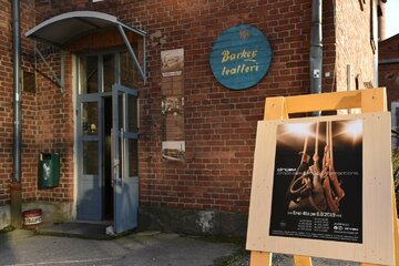 Image of the petition We need Barker theatre